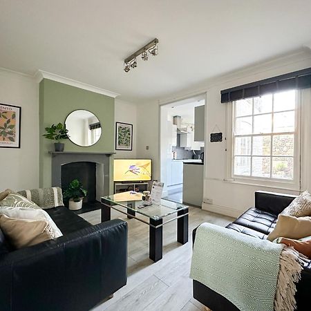 Stylish & Spacious City Centre 3-Bedroom Townhouse - Sleeps 6 Canterbury Kültér fotó